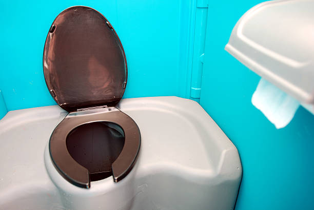 Best Emergency porta potty rental  in Calvert, TX