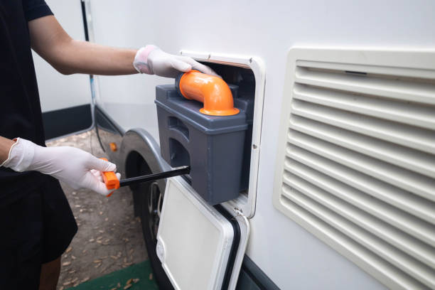 Best Luxury portable toilet rental  in Calvert, TX